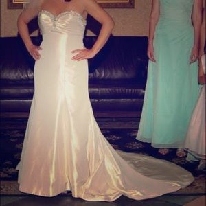 Ivory Vintage Inspired Wedding Dress